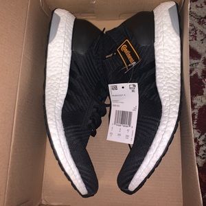 NWT Women’s Adidas Black UltraBOOST X Sz 9.5